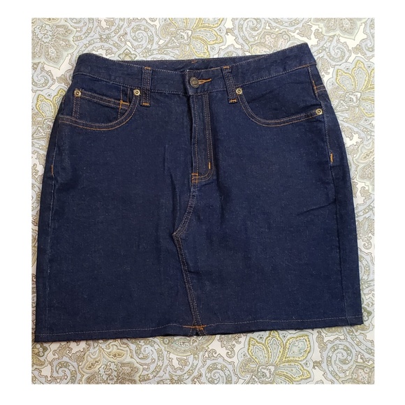 Jeanology Dresses & Skirts - Jeanology Collection Jean Skirt Size 4